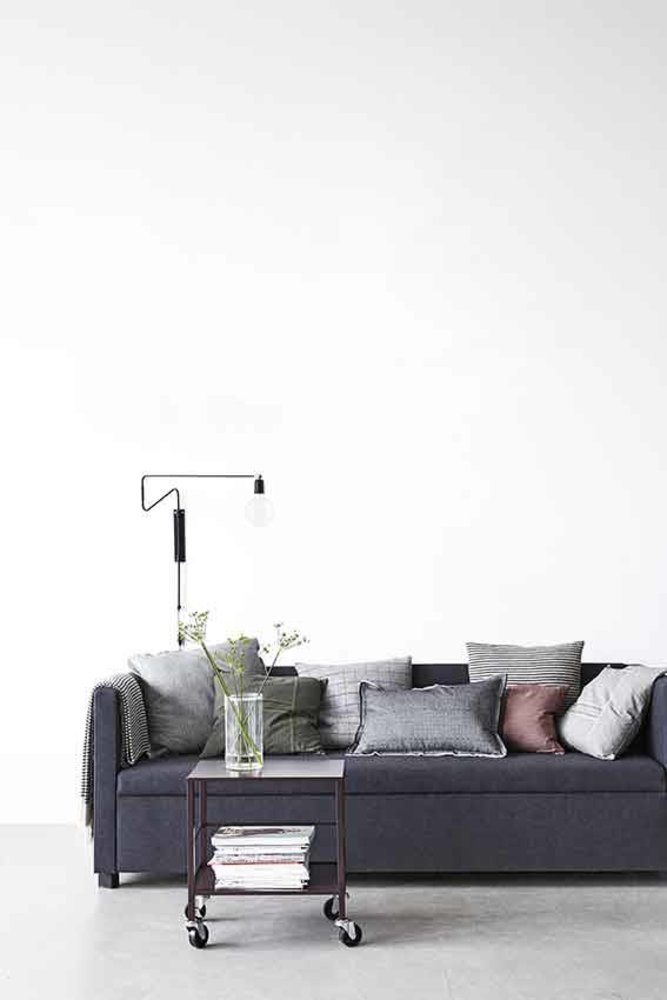 House Doctor Swing wandlamp zwart metaal messing House Doctor Swing wandlamp zwart metaal messing