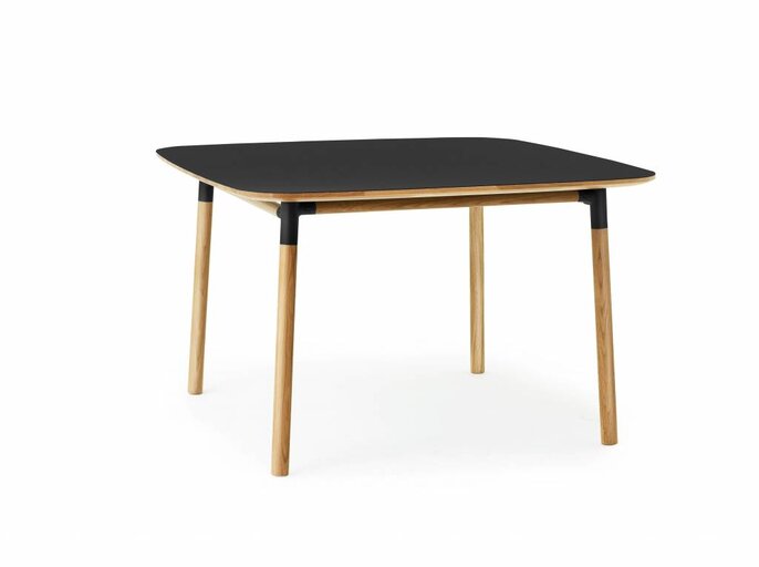 Normann Copenhagen Formtisch Eiche schwarz