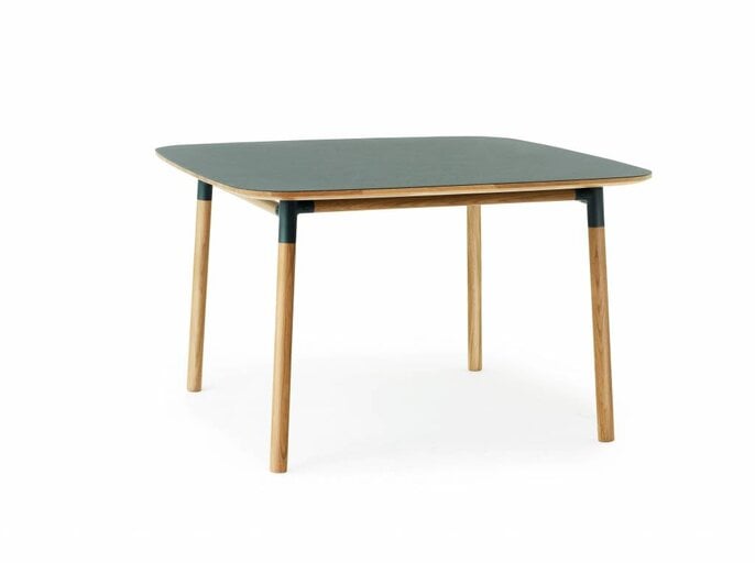 Normann Copenhagen Formtisch Eiche grün
