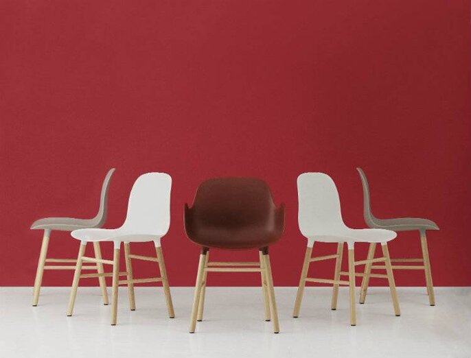 Normann Copenhagen Form Armchair stoel eiken blauw