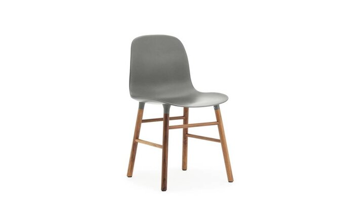 Normann Copenhagen Form Chair walnoot stoel grijs