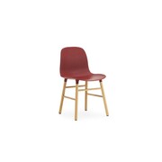 Normann Copenhagen Form Chair rød eik stol