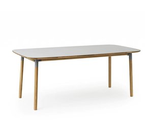 Normann Copenhagen Form tafel eiken grijs
