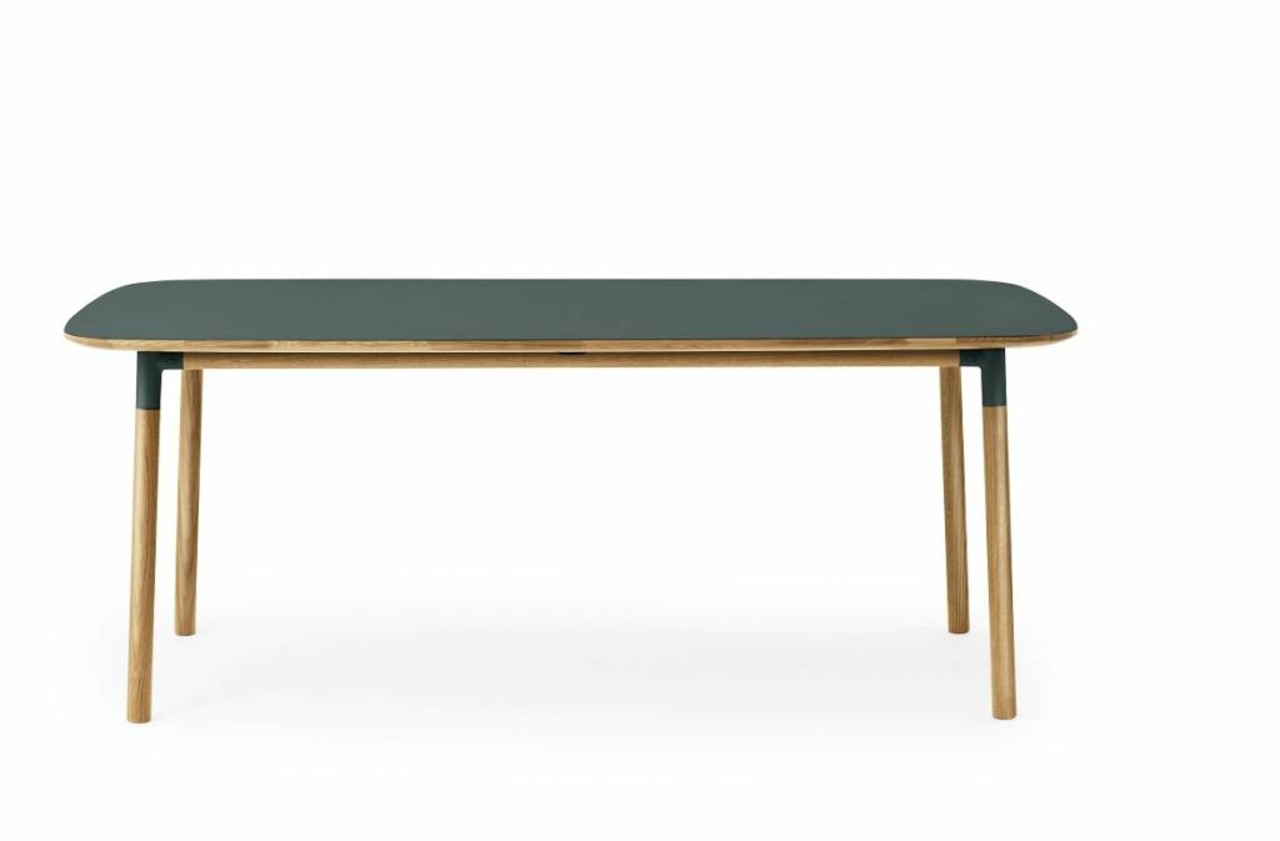 Normann Copenhagen Modulo tavolo di quercia verde Normann Copenhagen Modulo tavolo di quercia verde