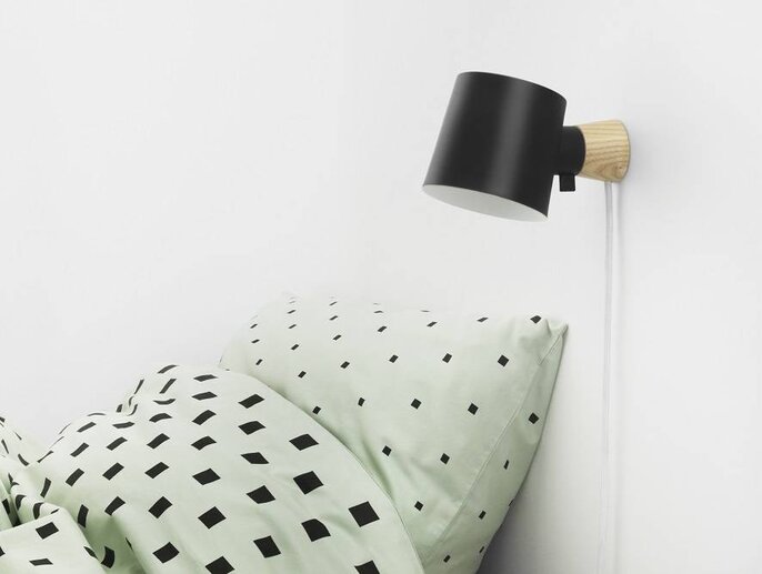 Normann Copenhagen Rise væglampe benzin grøn
