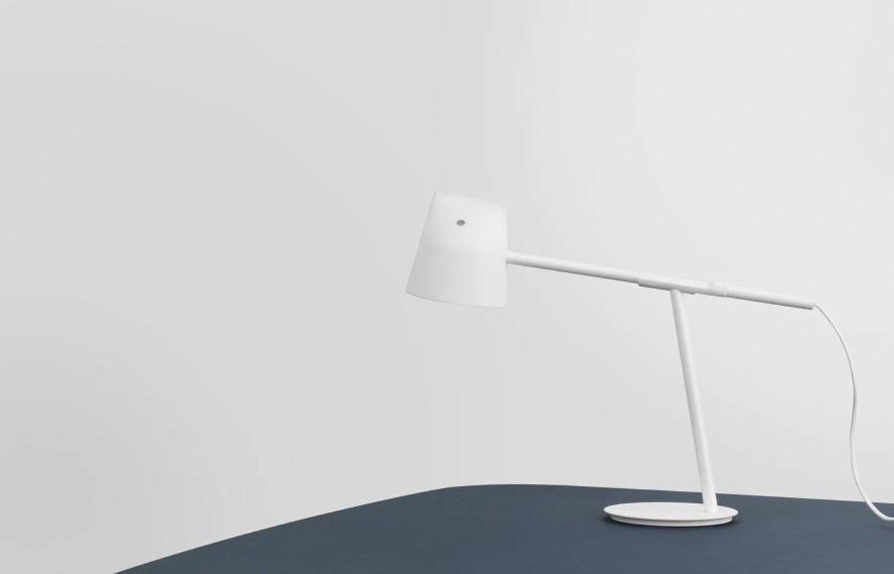 Normann Copenhagen Momento table lamp white