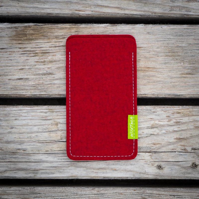 Apple iPhone Sleeve Cherry