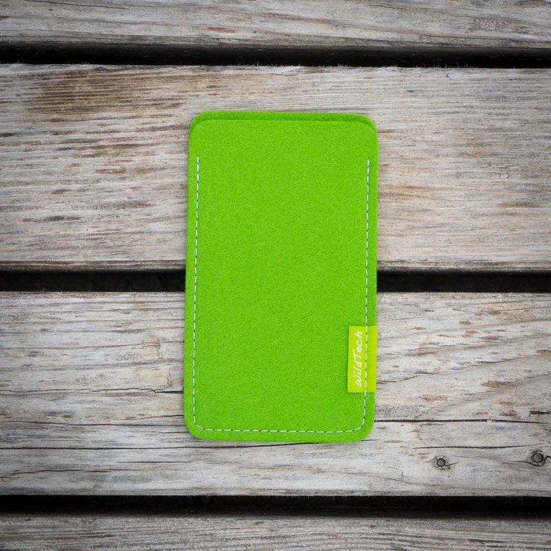 Apple iPhone Sleeve Bright-Green