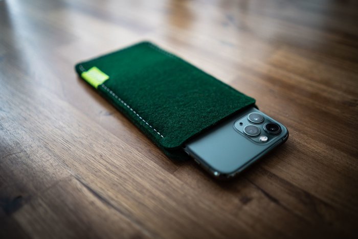 Apple iPhone 11 Pro & 11 Pro Max Nachtgrün (Midnight Green) Schutz-Hülle aus Filz