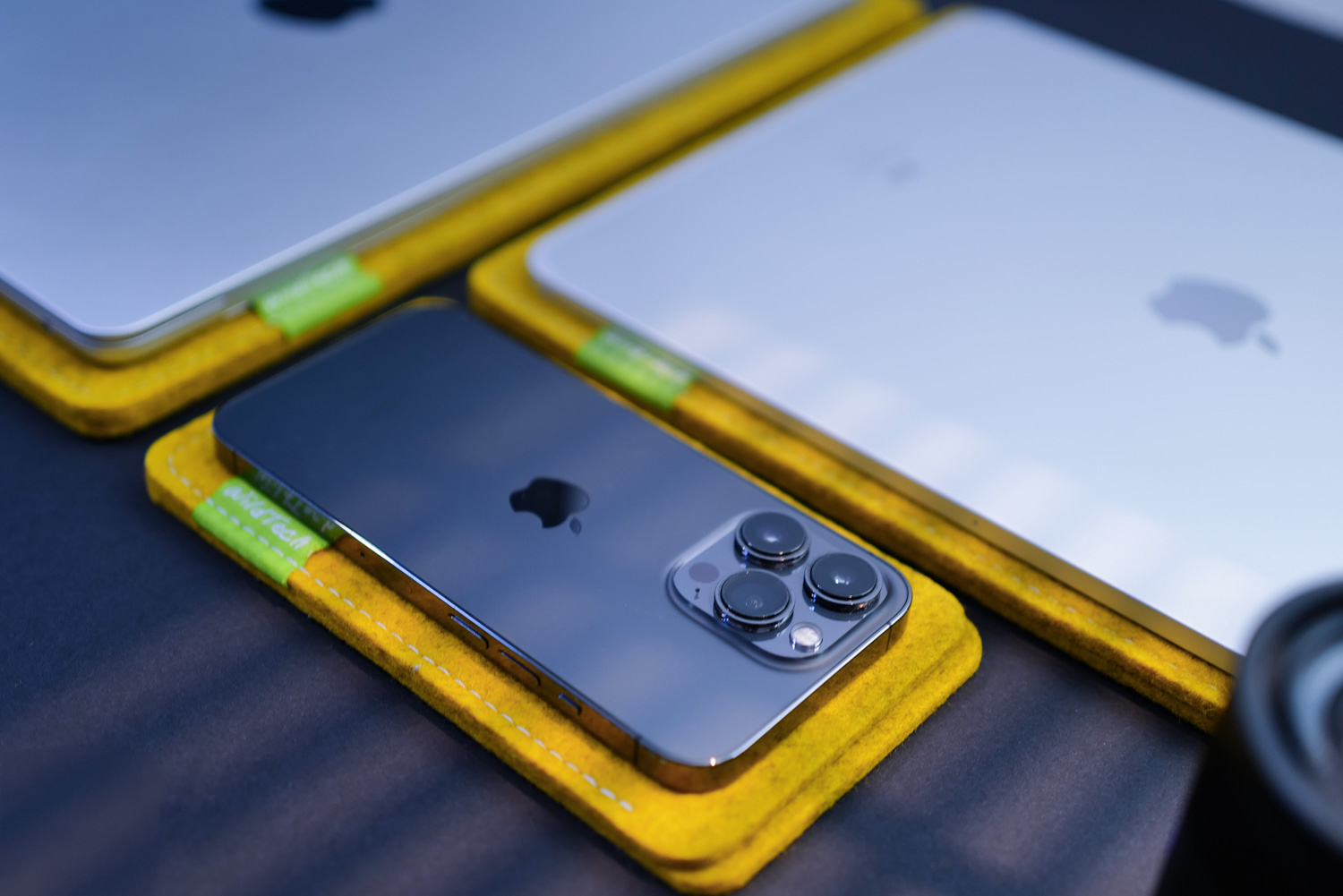 Apple iPad Sleeve Safrangelb