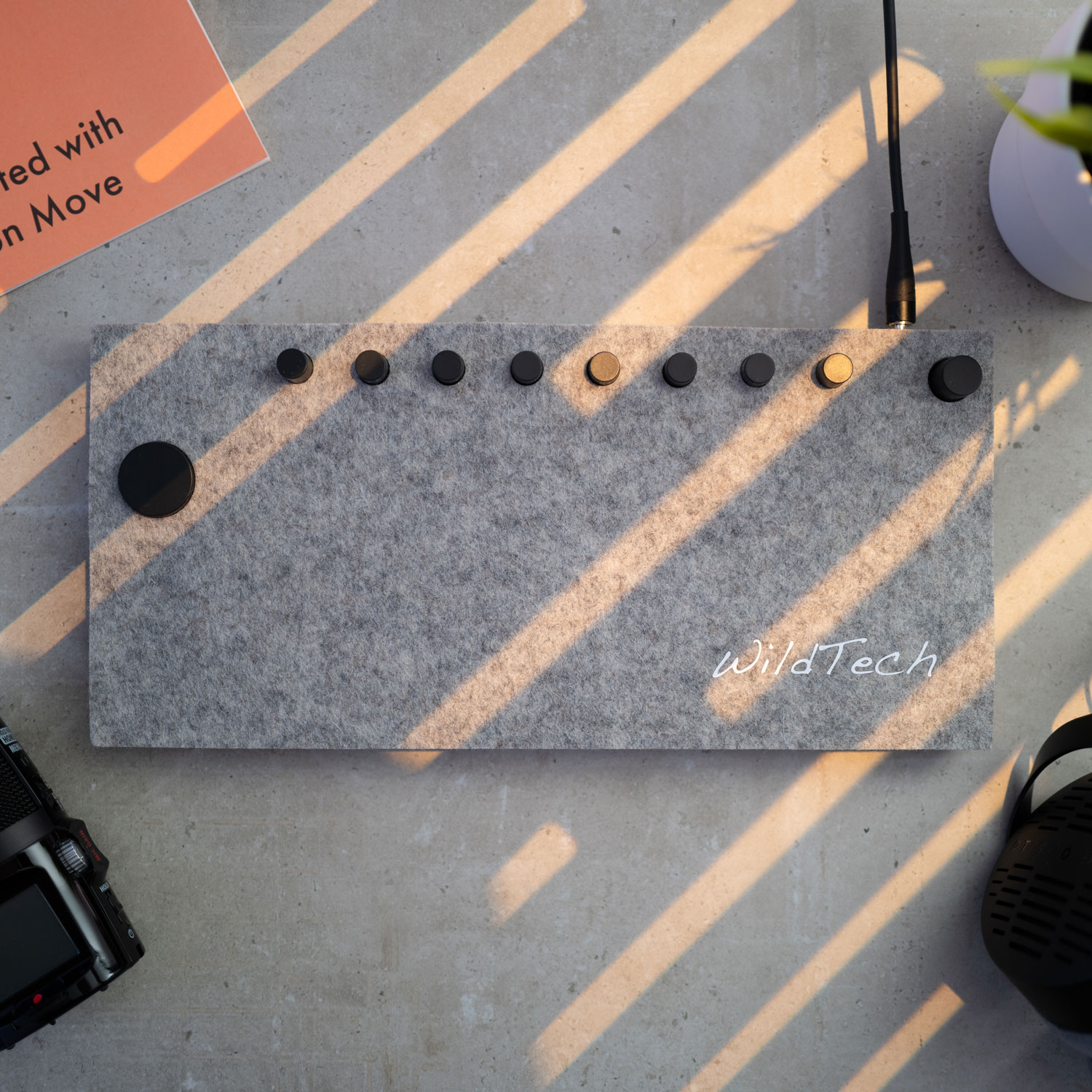 Ableton Move DeckCover Bright-Grey