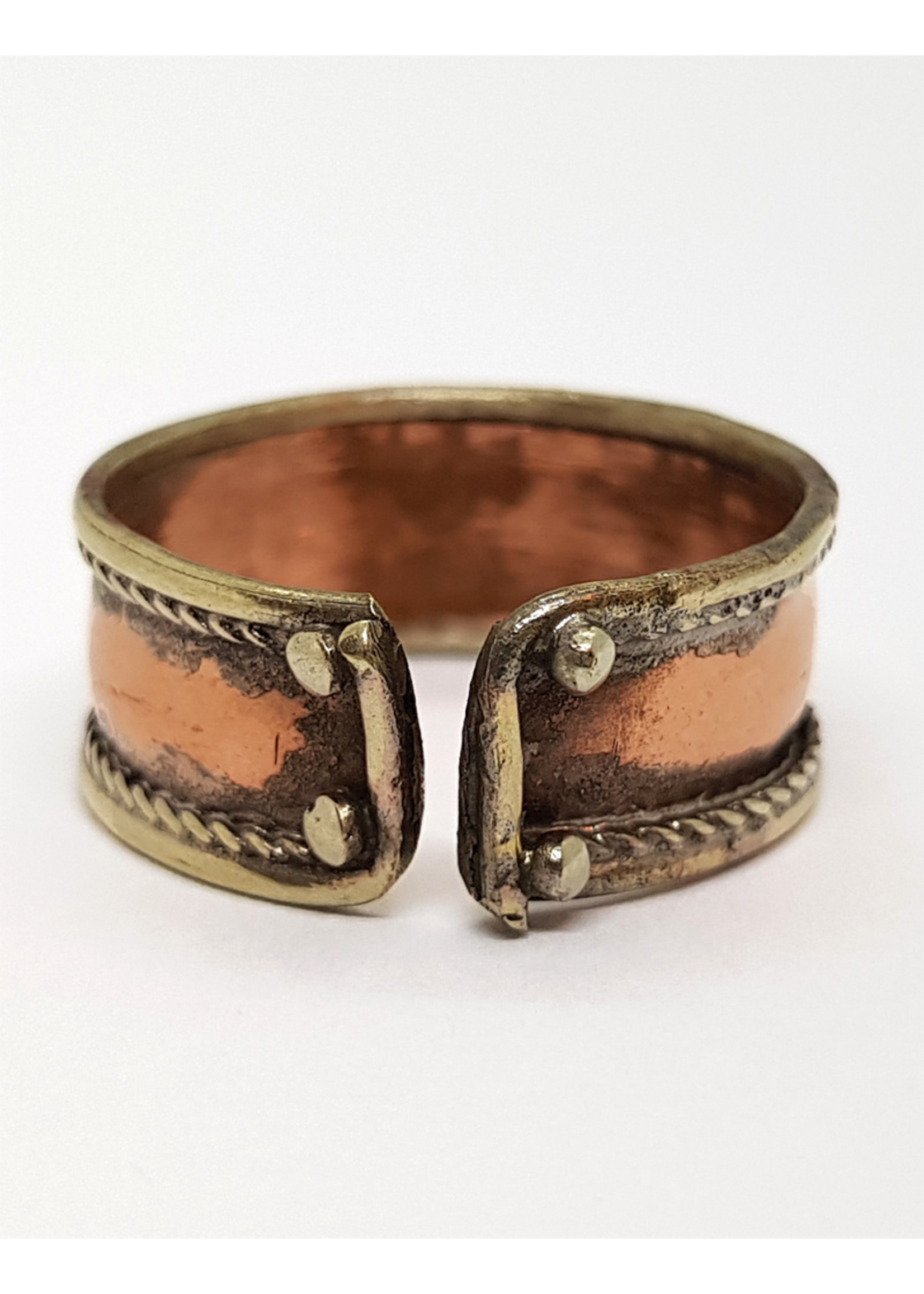 Verstellbarer Mantra Fingerring aus Messing