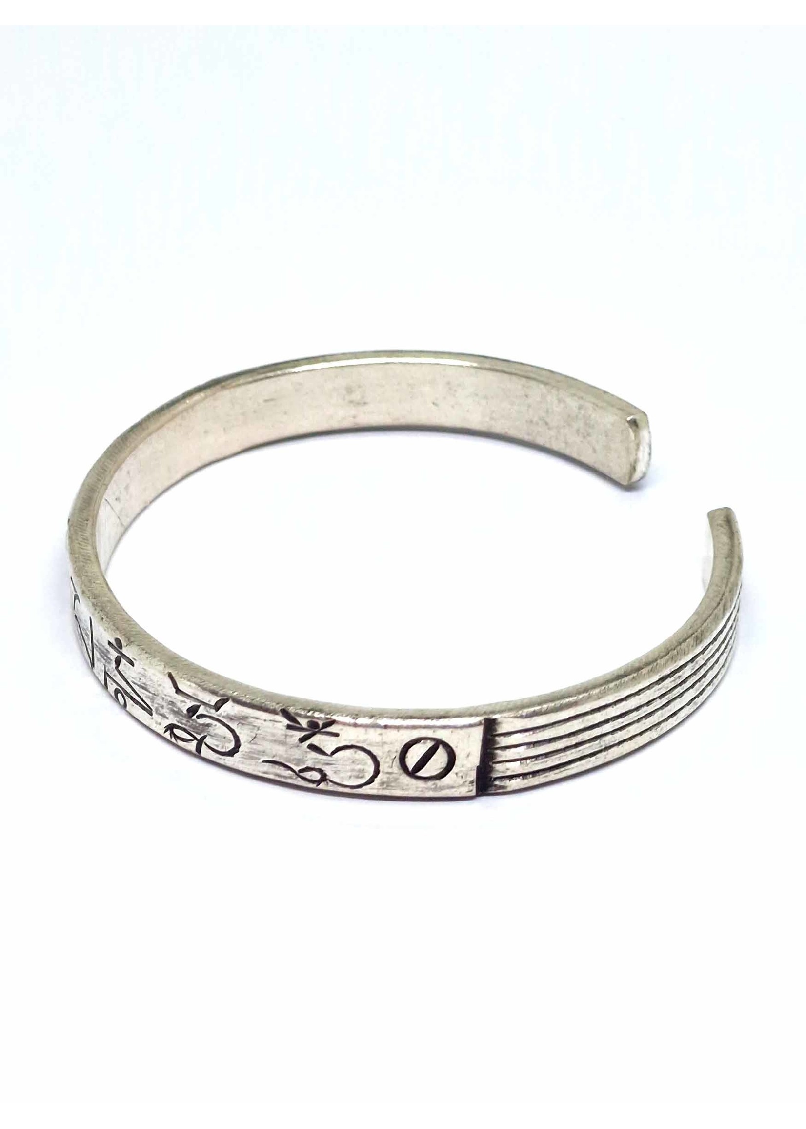Tibetan Bangle Mantra "Om Mani Padme Hum"