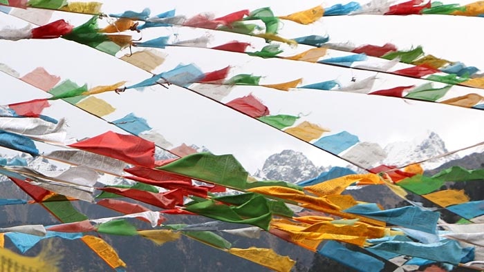 Drapeaux de prières tibétains