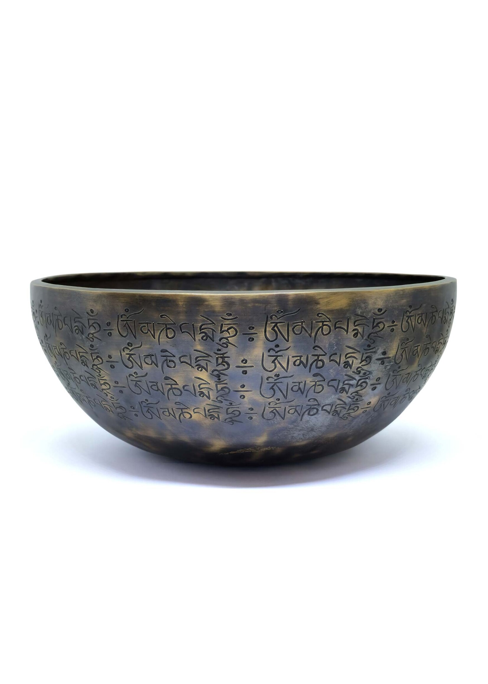 Handmade Tibetan Singing Bowl, Mantra and Buddha engraved, Ø 24 - 26 cm, 1.5 - 2 kg