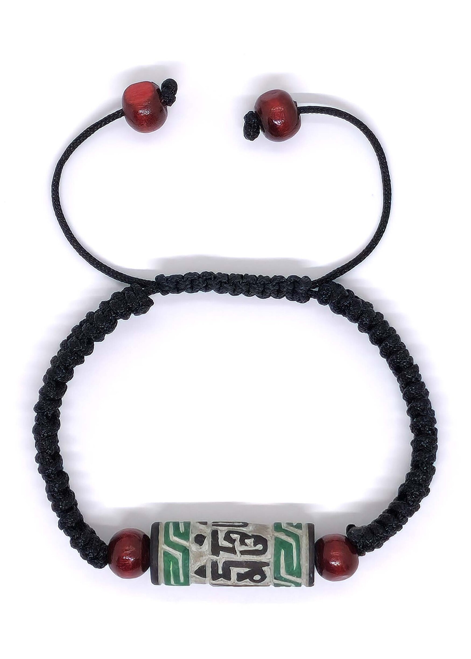 Bracciale Mantra in pietra scolpita "Om Mani Padme Hum", regolabile