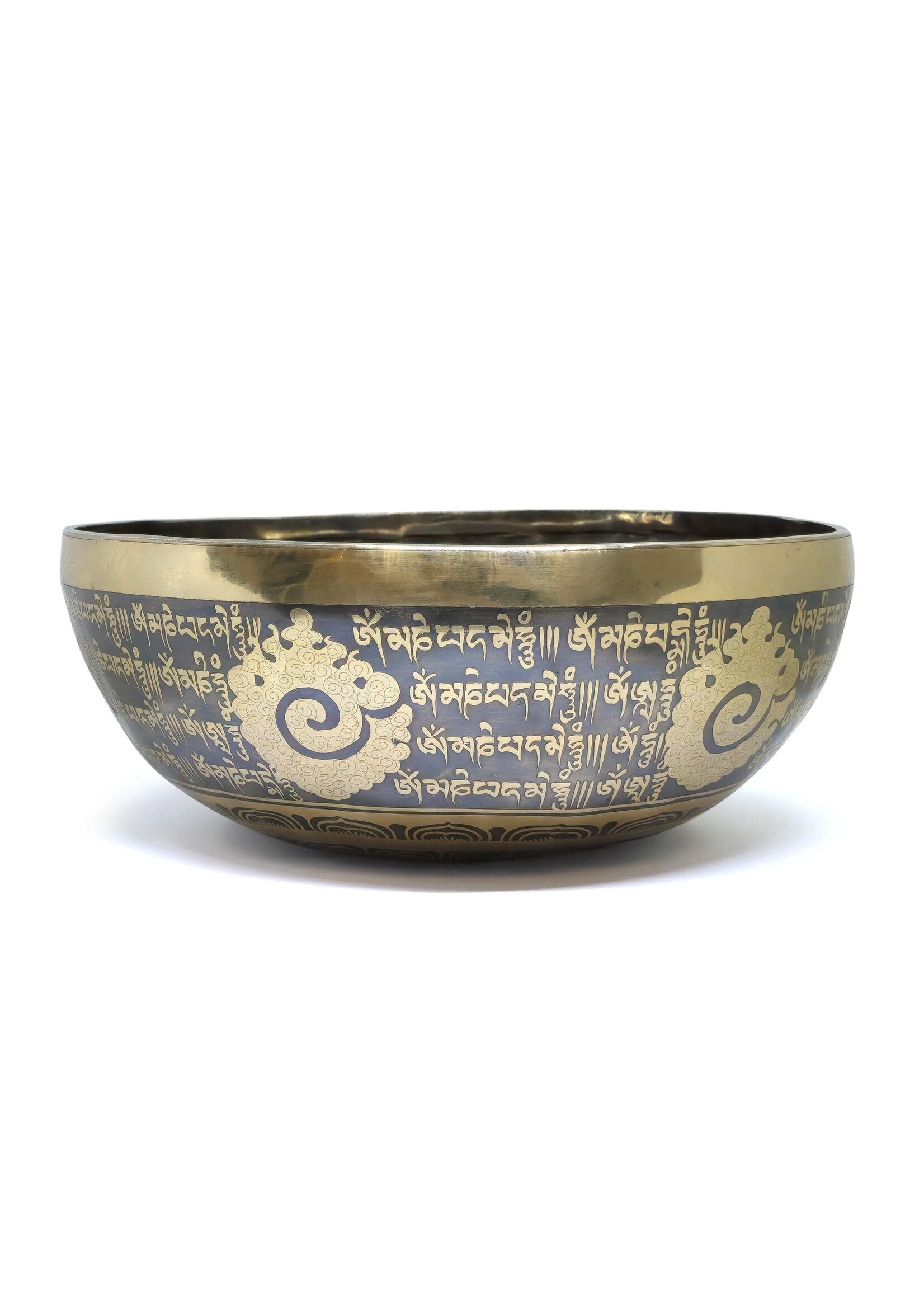 Ciotola tibetana artigianale, scolpita con buddha e mantra, Ø 27cm, 2kg