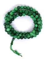 Perles de prière tibétaines en pierre de jade Mala