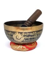 Tibetan Handcrafted Singing Bowl "Om Mani Padme Hum" Mantra, 3-Piece Set, Ø 14cm, 630–670g
