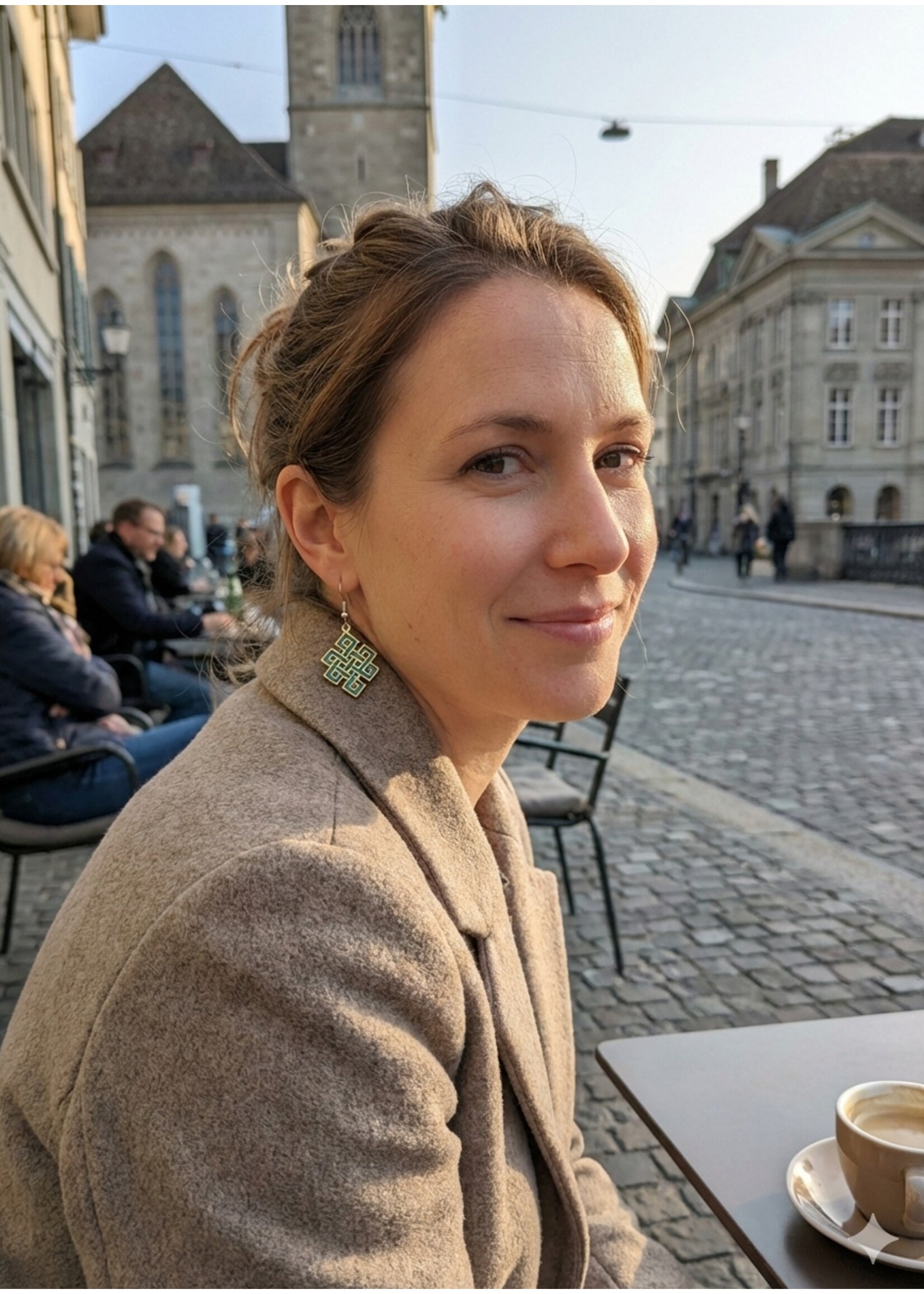 Tibetische Endloser Knoten Ohrringe Türkis handgefertigt