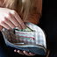 Yarrow wristlet & pouch | Patroon | Engelstalig