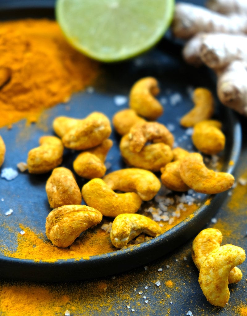 NuZz Cashews with ginger, turmeric and lime