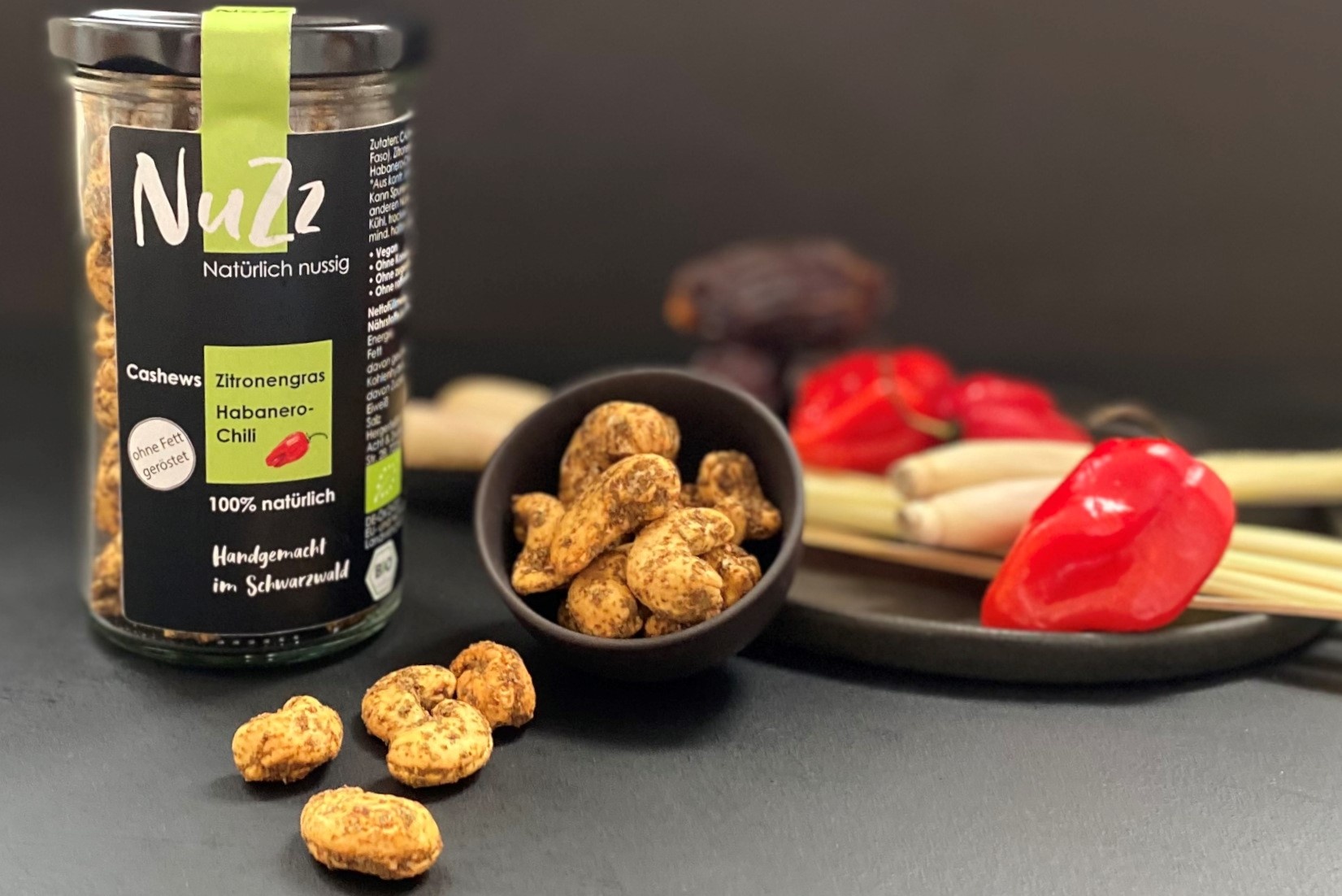 Bio-Cashews mit Zitronengras und Habanero-Chili