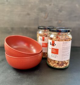 NuZz Two Granolas with two ceral bowls