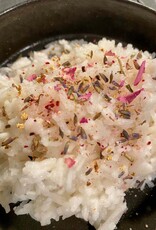 NuZz Cashews Pink Pepper and Pink flower salt