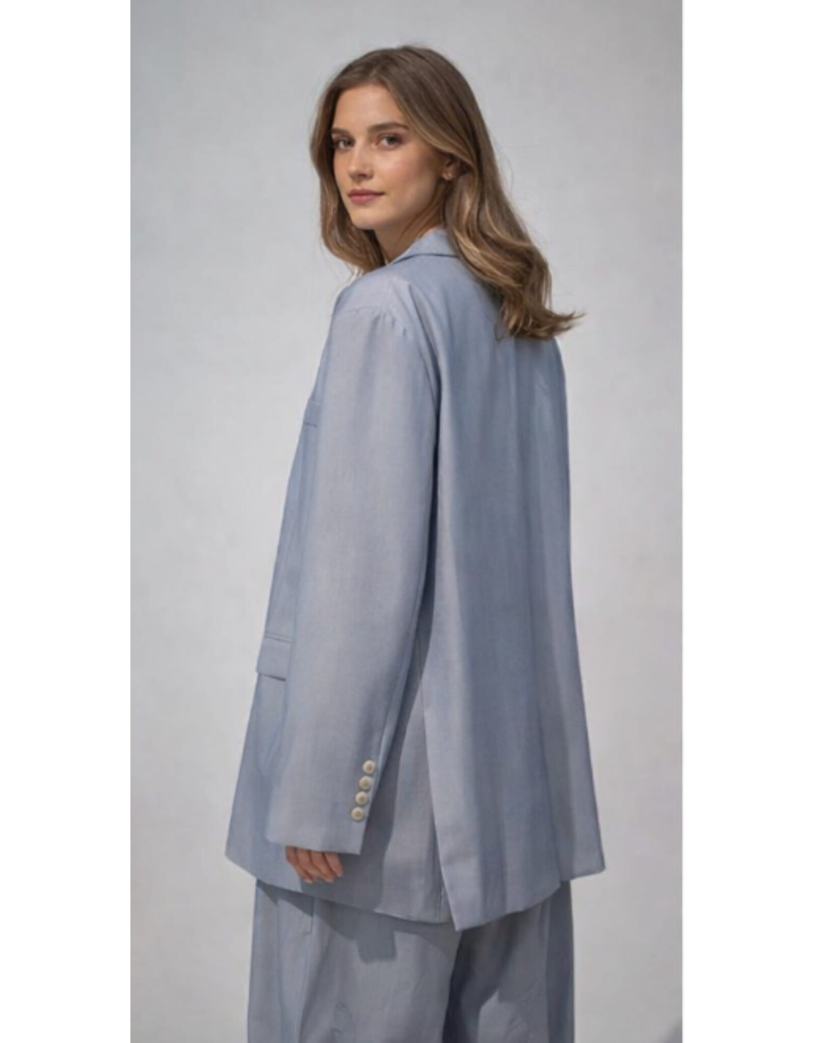 BY ELLE ET MOI GRIJZE OVERSIZED BLAZER