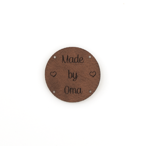 Marlaine Leren label 'Made by Oma' rond 35mm - 2 stuks Bay Brown Leren label 'Made by Oma' rond 35mm - 2 stuks Bay Brown