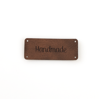 Leren label 'Handmade' 20x50mm - 3 stuks Marlaine Leren label 'Handmade' 20x50mm - 3 stuks