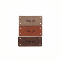 Leren Label 'Baby girl' 15x35mm - 3 stuks Marlaine Leren Label 'Baby girl' 15x35mm - 3 stuks
