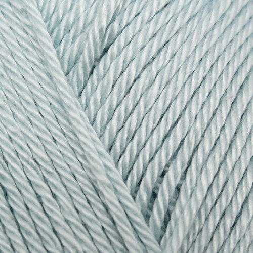 Yarn and Colors Yarn and Colors Must-have mini 63 Ice Blue