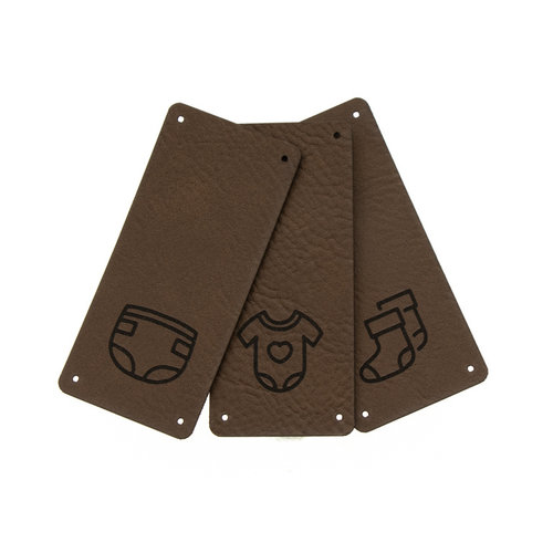 Leren Vouw Label 'Baby Kleding' 30x65mm set van 3 stuks Marlaine Leren Vouw Label 'Baby Kleding' 30x65mm set van 3 stuks