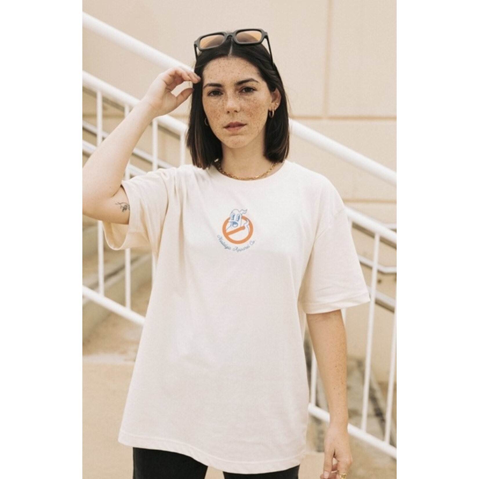 Nostalgic Apparel Who you gonna call?! Tshirt met spook - nostalgisch