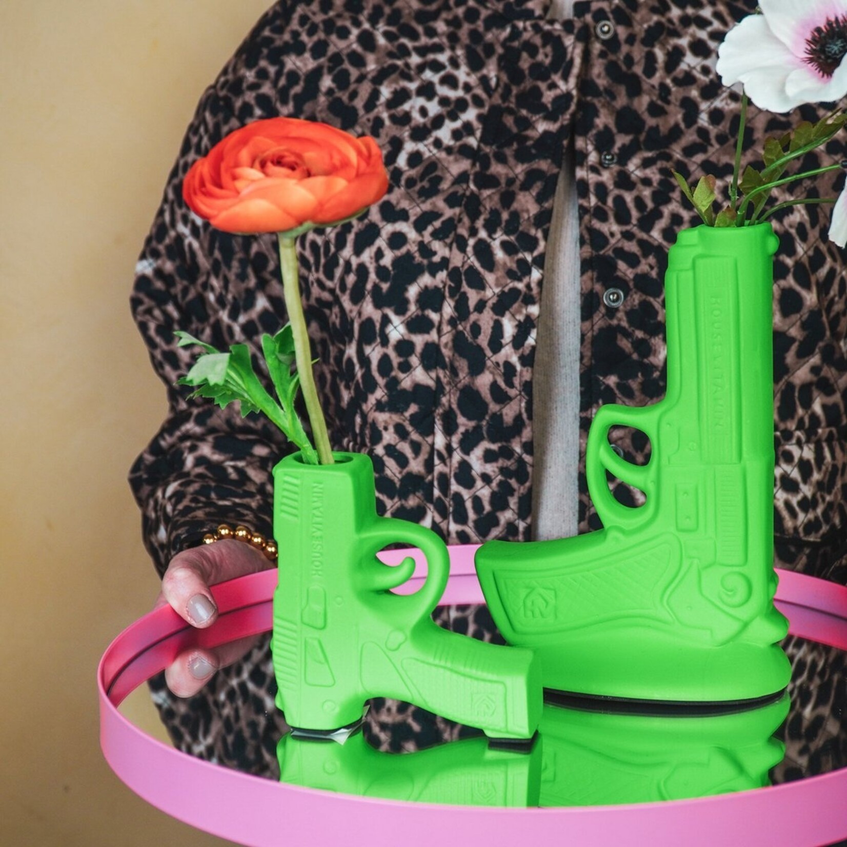 HouseVitamin Vaas - Gun - Ceramics - Neon Green - 15x9x23cm