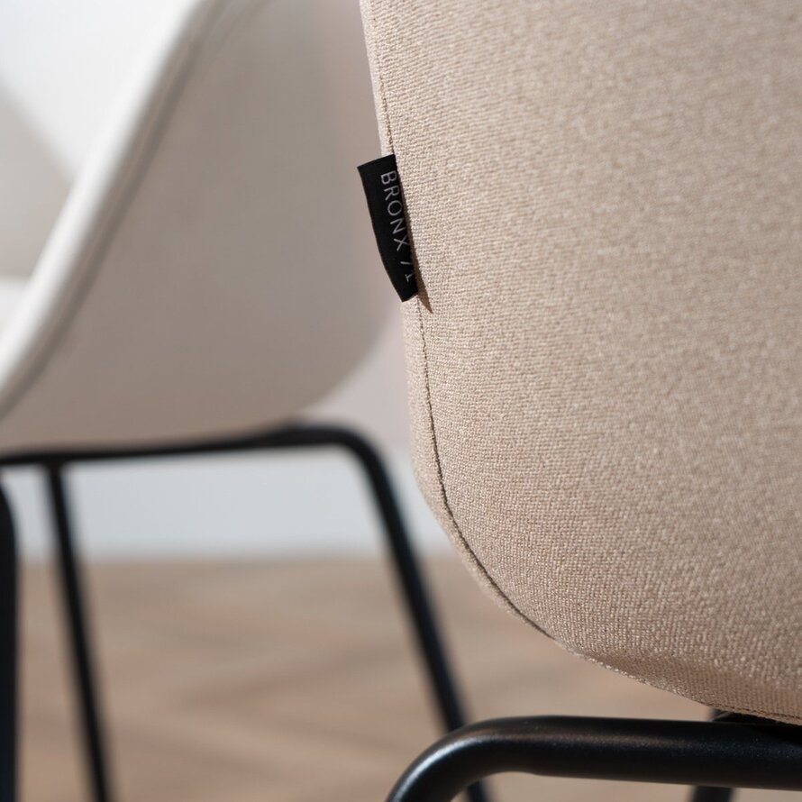 Stoel Ole taupe gerecycled polyester