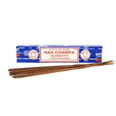 Nag Champa Räucherstäbchen  Agarbatti 15g