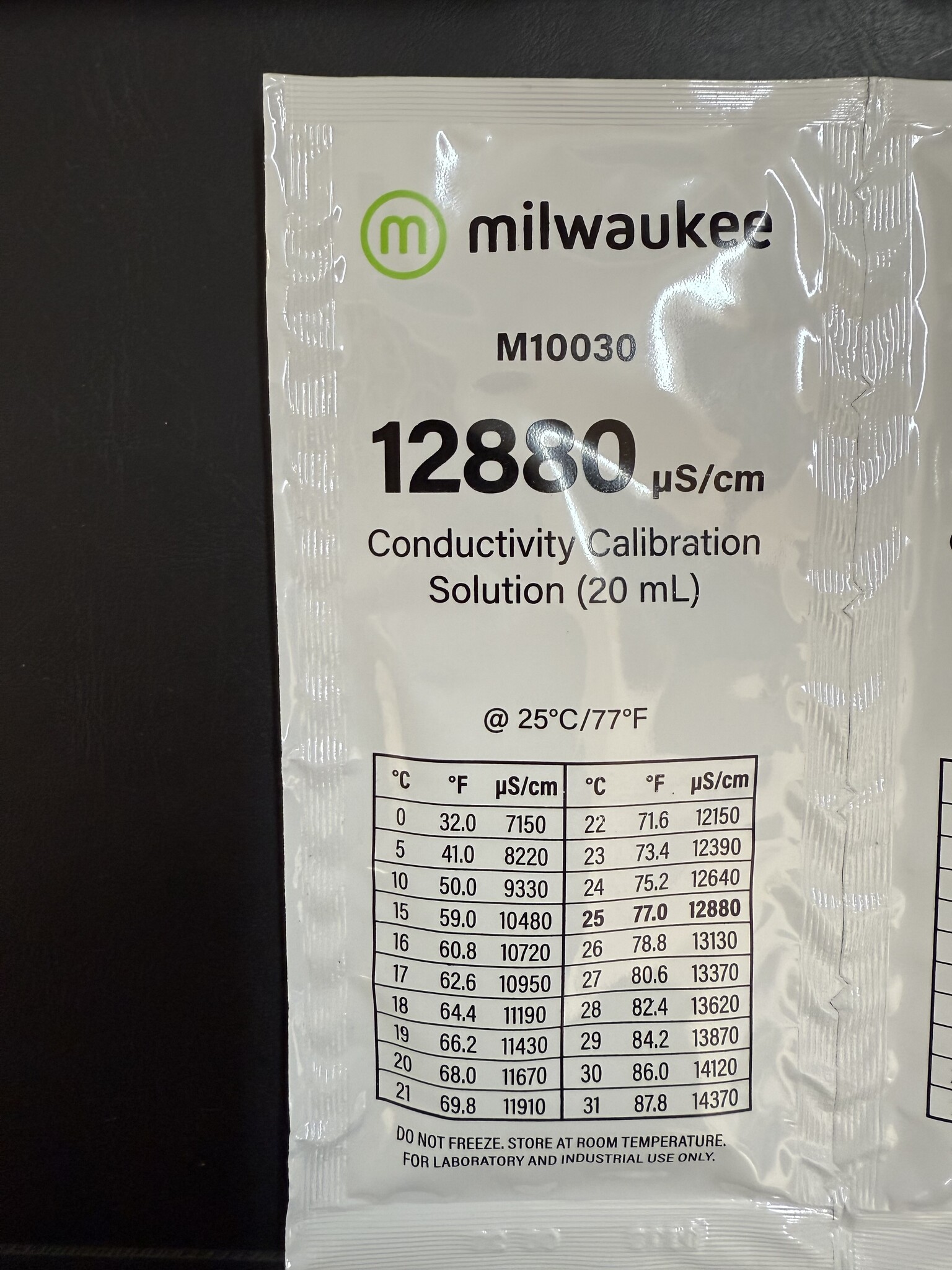 Milwaukee Milwaukee Eichflüssigkeit Ec 12.88 20ml