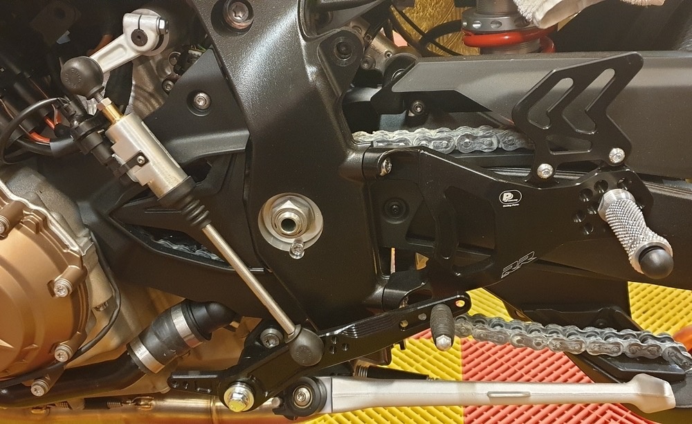 PP Tuning BMW S1000R 2019 Rearsets / Footrest Kit Racing Products