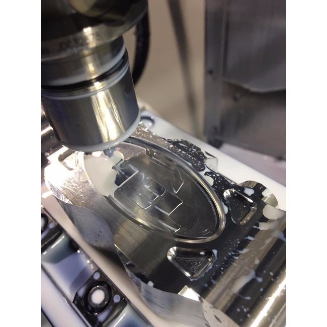 HEL Performance  4 Piston Billet Remklauwen