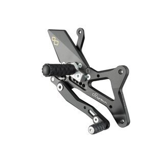 LighTech LIGHTECH verstelbare/inklapbare schakelset achter standaard en omgekeerd schakelsysteem zwart Yamaha MT-10 FTRYA011W