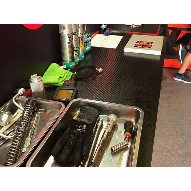 Extreme Components Twill Carbon Fiber cover for tool boxes 1500x520mm (predisposition led)