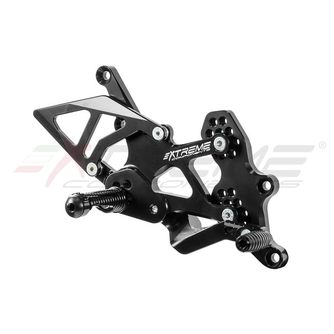 Extreme Components GP EVO rear sets kit  for Yamaha R3 (2015/2021) (standard and reverse shifting) with aluminium heel guard (black) (shift rod for standard shifting, no quickshifter)