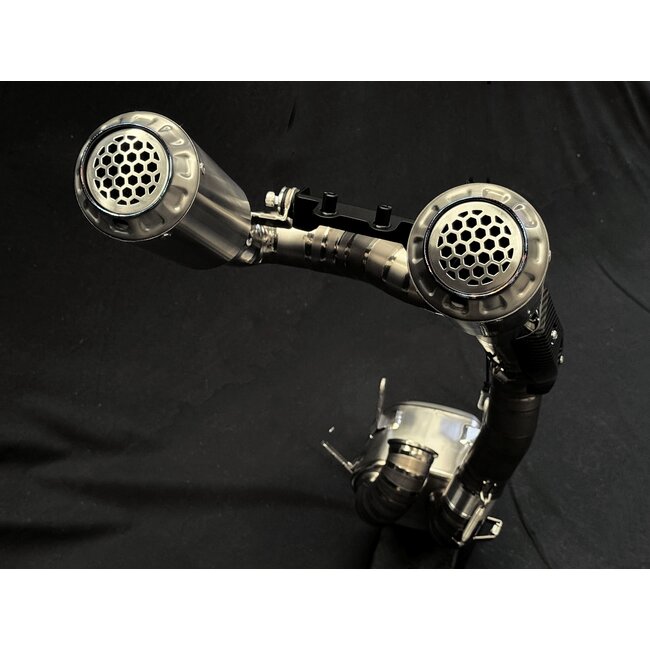 Ducati Panigale V2 / Streetfighter V2 955 Vandemon High Mount Titanium Slip-On Dempers