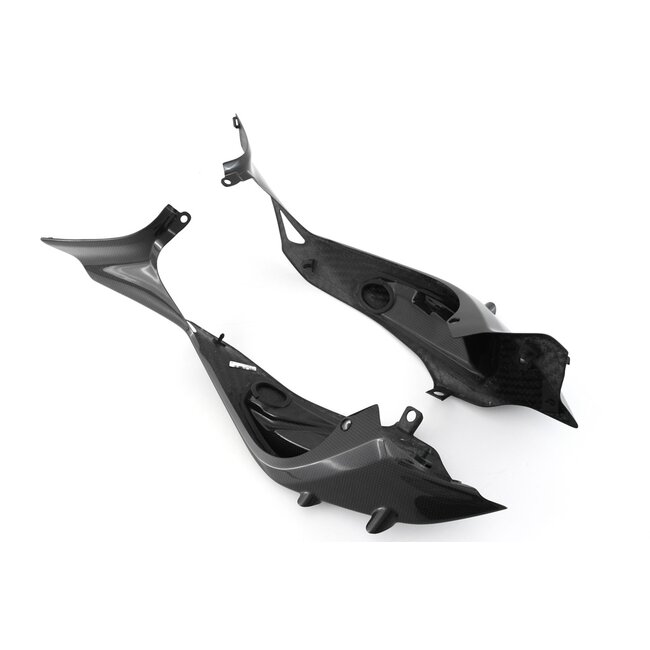 FULLSIX Carbon FullSix Carbon SEAT / TAIL BOTTOM COVER - SET Ducati Panigale V4/S (2025-) - 200 Plain Glossy (MD-V425-C59)