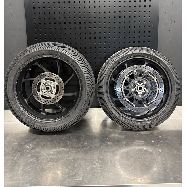 PVM Wheels PVM-Felgen für Kawasaki ZX-10R - regenreifen