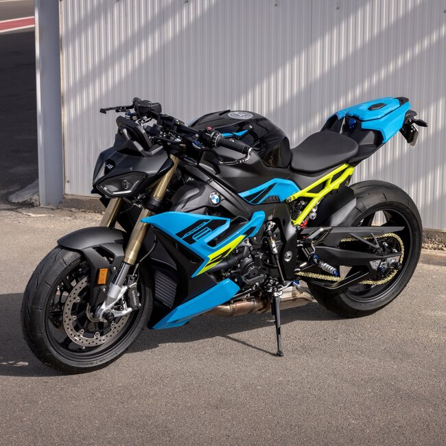 BT MOTO BMW S1000R 2025-2026 Stage 1+ mit Handheld-Tuner
