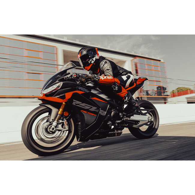 BT MOTO Aprilia RSV4 2026-2027 Stage 1+ mit Handheld-Tuner